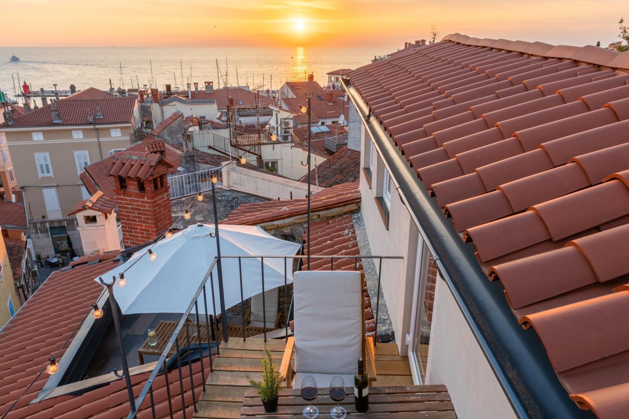 Via Paradiso Apartments Піран Екстер'єр фото